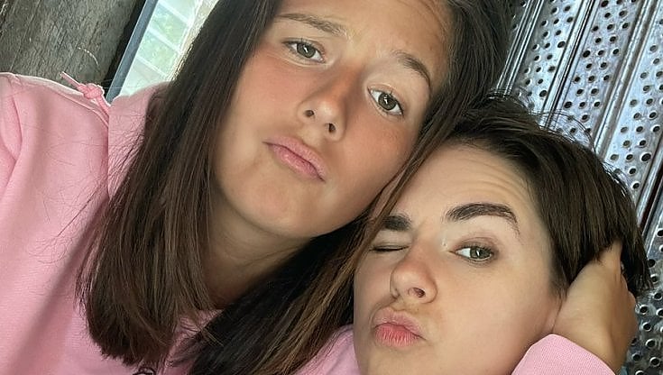 La foto di Kasatkina con la compagna pubblicata su Twitter