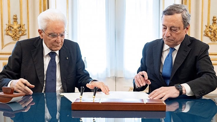 Voto il 25 settembre, Mattarella avvisa i partiti: “Non possiamo permetterci pause”
