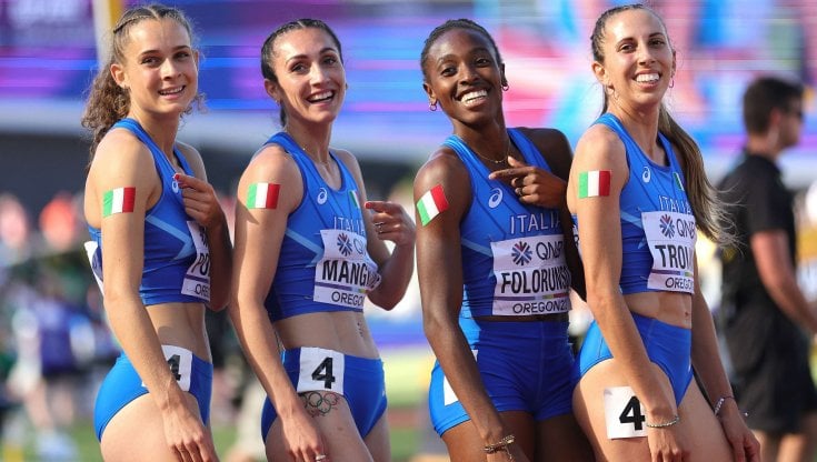 Le azzurre della 4x400 dopo la qualificazione alla finale