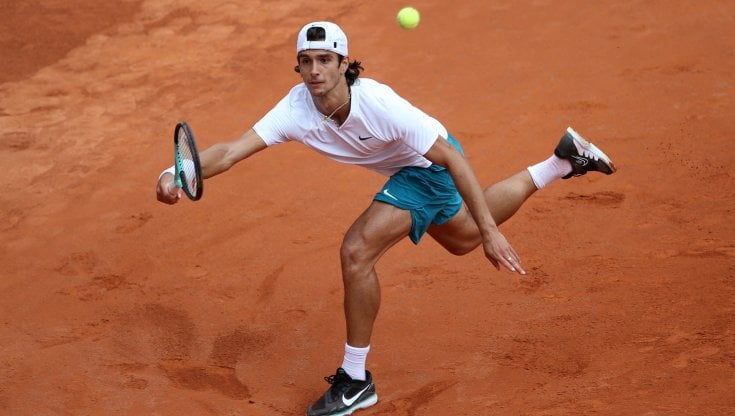 Tennis, Musetti da favola: batte Alcaraz e trionfa ad Amburgo