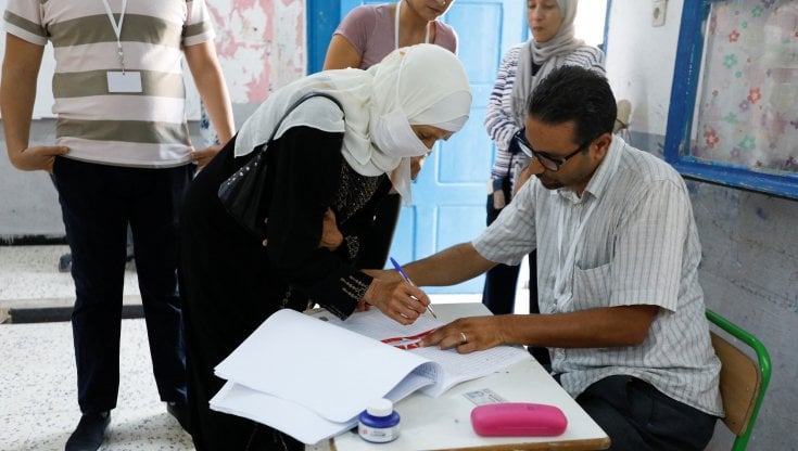 Tunisia al voto per il referendum costituzionale: Saied punta a una svolta autoritaria