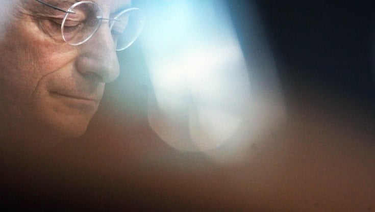I timori del Financial Times dopo l'addio di Draghi: "In gioco le risorse del Recovery Fund"