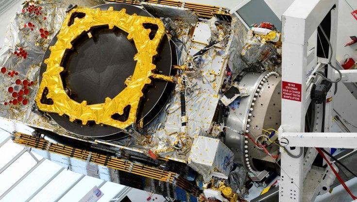 Eutelsat-OneWeb, via libera alle nozze per il colosso europeo dei satelliti: operazione da 3,4 miliardi