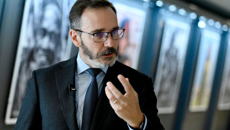 S&P abbassa le prospettive sull'Italia: "Riforme a rischio". Allarme dell'Fmi sul 2023