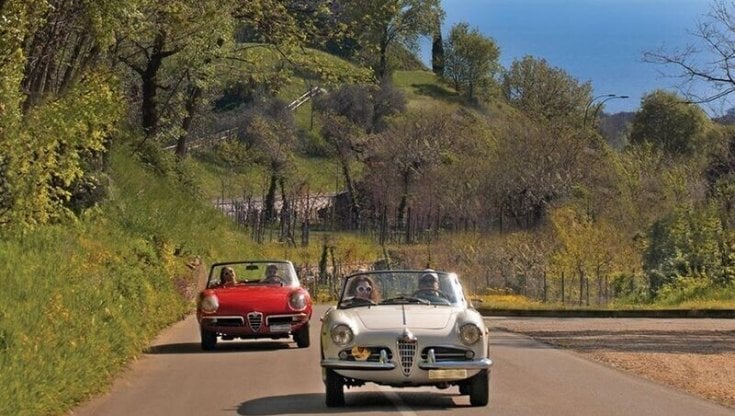 Auto d'epoca, l'idea alternativa di vacanza