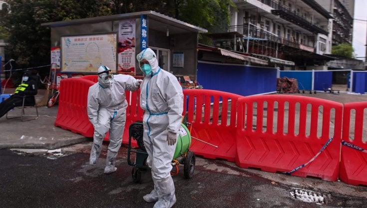 Wuhan torna in lockdown per quattro casi asintomatici: un milione di persone a casa