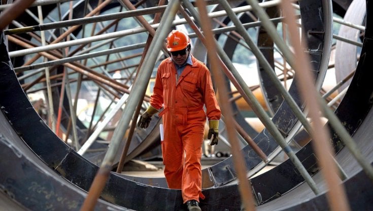 Il Pil italiano accelera a +1% nel secondo trimestre. L'inflazione scende al 7,9%, ma è nuovo record per il carrello della spesa