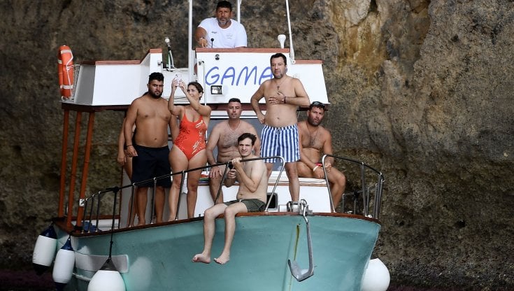 Lampedusa: Matteo Salvini a bordo della Gamar
