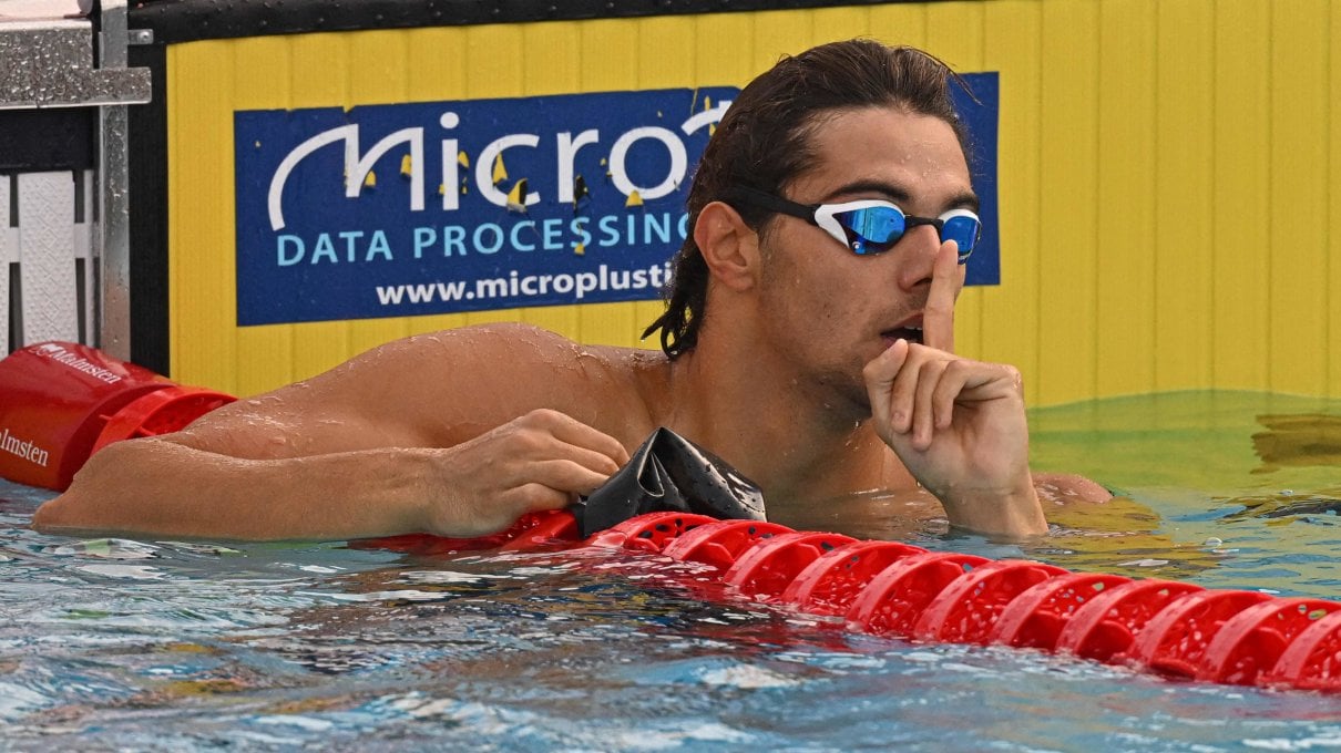 Ceccon d'oro nei 100 dorso. La staffetta 4x100 misti polverizza il resto d'Europa. Argento per Deplano, Pilato, Razzetti e Quadarella. L'Italia domina il medagliere per la prima volta | <a href="https://puntoitalia.online/sport/vari/2022/08/11/news/medagliere_europei_nuoto_2022-361299911/" fck_savedurl=""><strong>Le medaglie azzurre</strong></a>