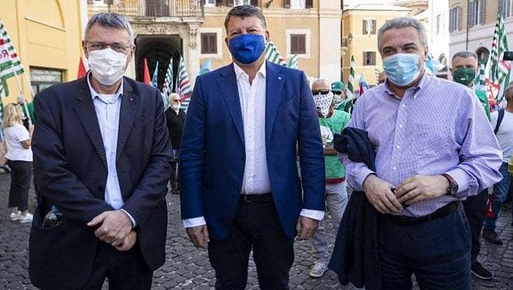 Maurizio Landini (Cgil), Pierpaolo Bombardieri (Uil), Luigi Sbarra (Cisl)