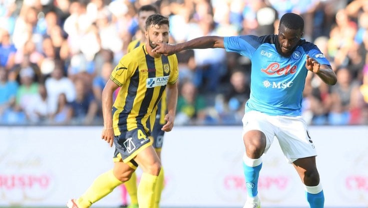 Ndombele in azione contro la Juve Stabia