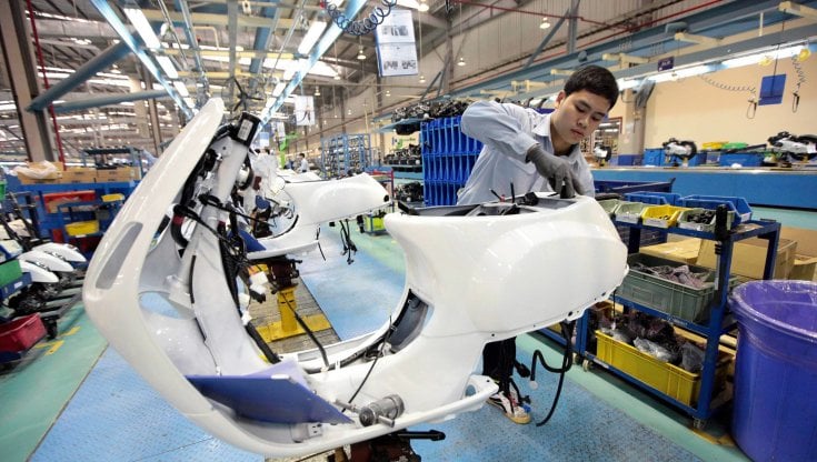 Istat, frenata per l'industria: a giugno primo calo del fatturato dopo cinque mesi