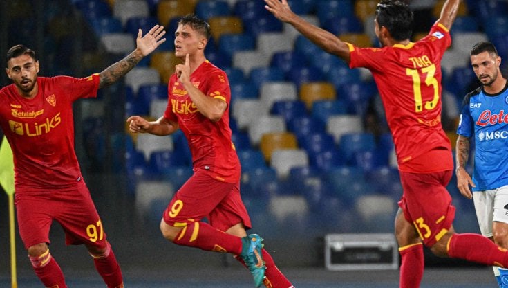 Colombo esulta dopo il gol del pareggio