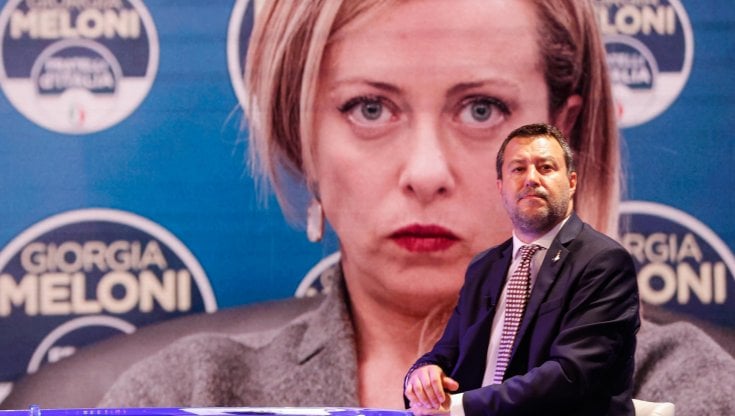 Pnrr, la destra ha già deciso: "I fondi vanno spostati, ora la priorità è l’energia"