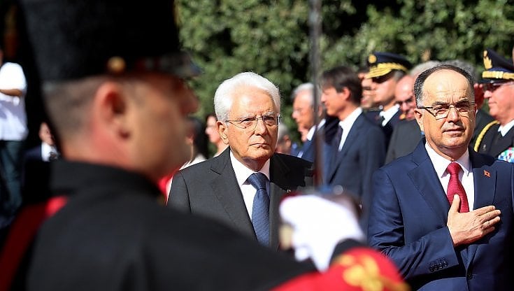 Mattarella invita a mantenere il rigore con Mosca: "Italia per forte pressione attraverso le sanzioni"