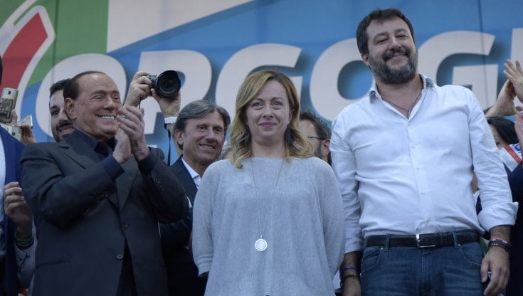 I leader della coalizione di centrodestra Silvio Berlusconi, Giorgia Meloni e Matteo Salvini