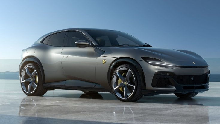 La prima volta della Ferrari. Ecco il Suv Purosangue da 725 Cv