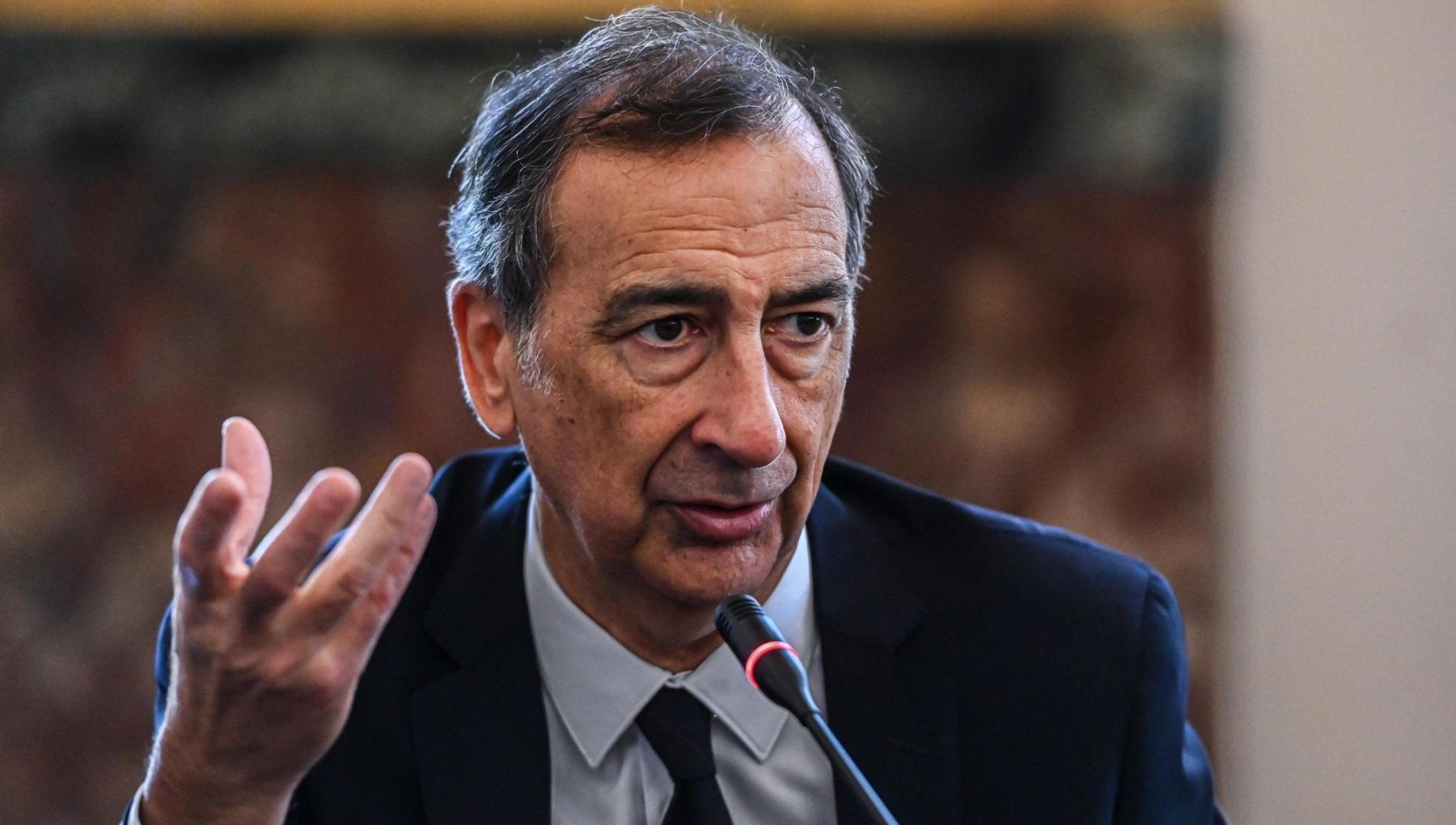 Sala Ribaltone Ai Vertici Della Lega Se Il Partito Va Male Lotta All sala-ribaltone-ai-vertici-della-lega-se-il-partito-va-male-lotta-all
