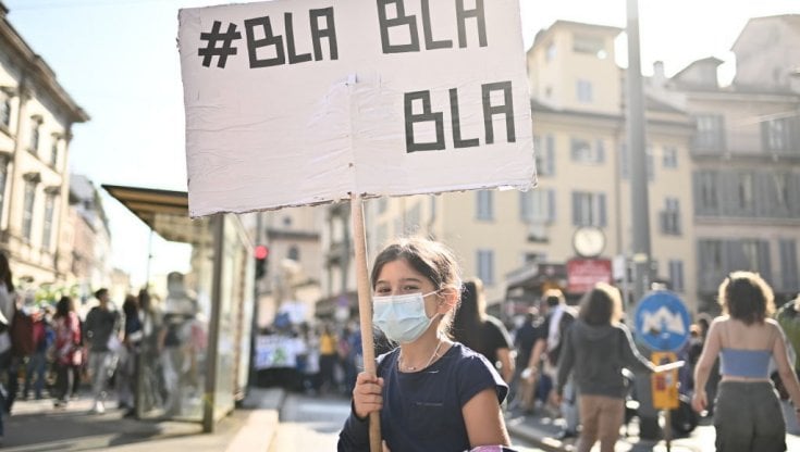 Milano, una manifestazione dei Fridays for Future