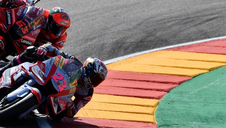Bastianini davanti a Bagnaia ad Aragon