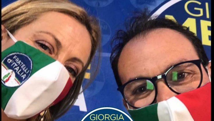 Calogero Pisano, il candidato FdI che inneggia a Hitler e Putin. Poi sospeso