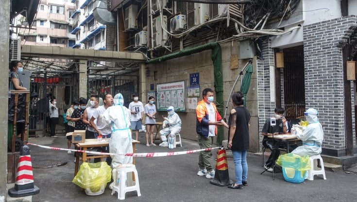 Controlli&nbsp;a Chengdu:&nbsp;la citt&agrave; &egrave;&nbsp;in lockdown&nbsp; (Getty images)