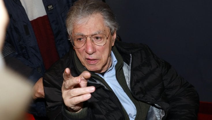 Politiche 2022: Bossi dopo 35 anni fuori dal Parlamento. Molinari avverte FdI: "Sia all'altezza, dia giusto peso a Lega"