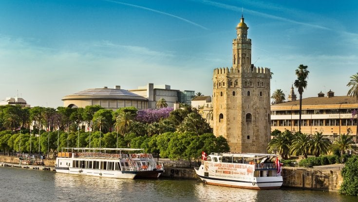 Siviglia. Bella, multiculturale e ora anche sostenibile. Una capitale multiculturale da scoprire car free