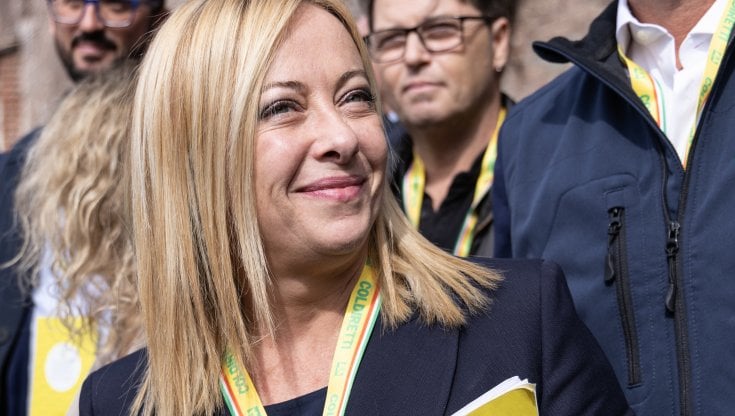 Giorgia Meloni 'a mano a mano' con Coldiretti: "L'Italia deve tornare a difendere i suoi interessi"