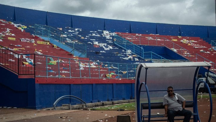 Strage allo stadio in Indonesia: una commissione indipendente farà chiarezza sulle responsabilità