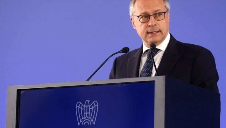 Lo stop di Bonomi a Salvini: “Non possiamo permetterci follie su flat tax e pensioni”
