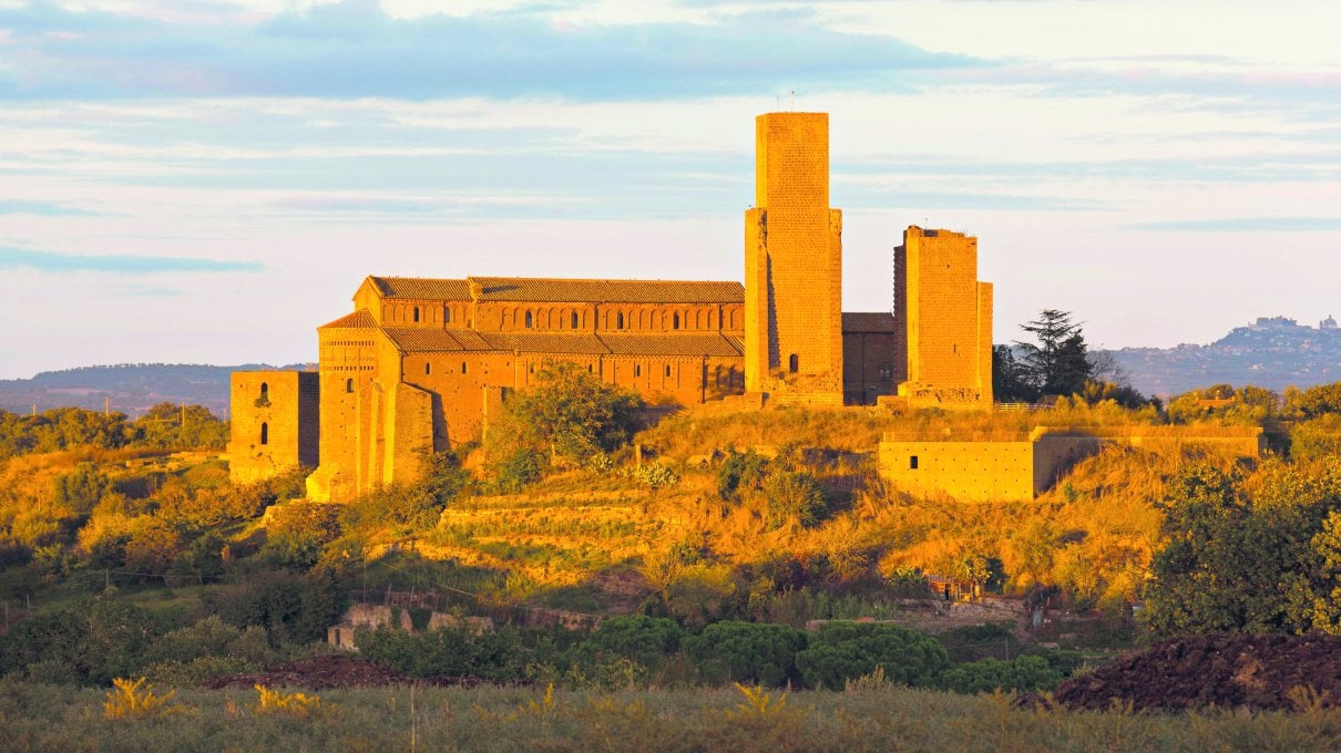 Tuscia, citt&agrave; di tufo e giardini di delizia