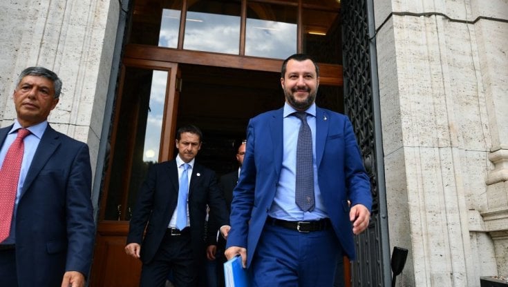 Governo dopo le elezioni, le news del 4 ottobre. Il consiglio federale indica lista ministeri Lega. 