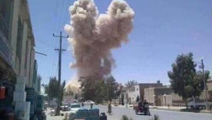 Afghanistan, l'attacco suicida di oggi all’interno della Moschea Al-Fatah nel complesso degli edifici del ministero dell’Interno 