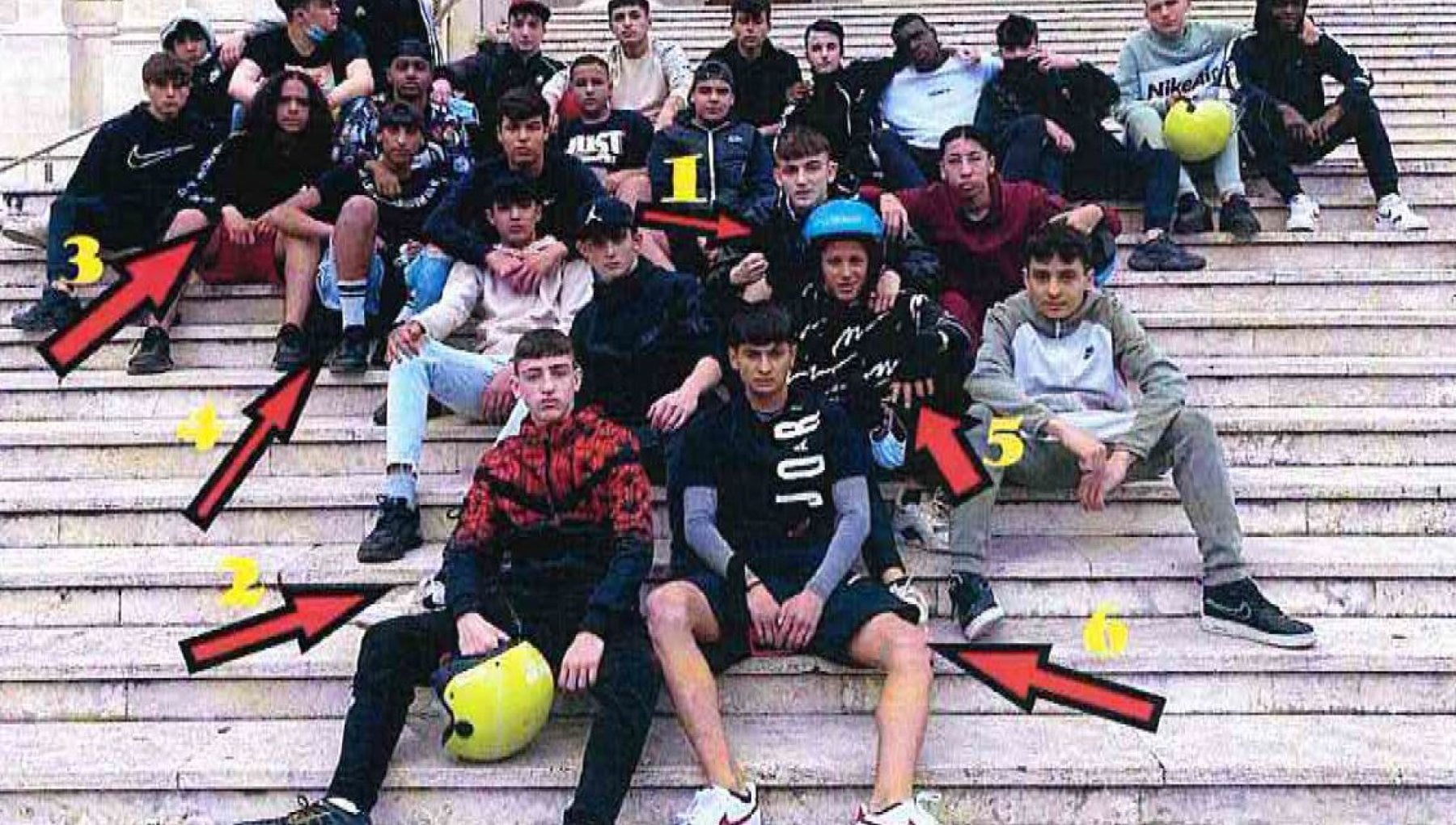 Senza capi o come “piccoli boss”, la mappa delle baby gang in Italia