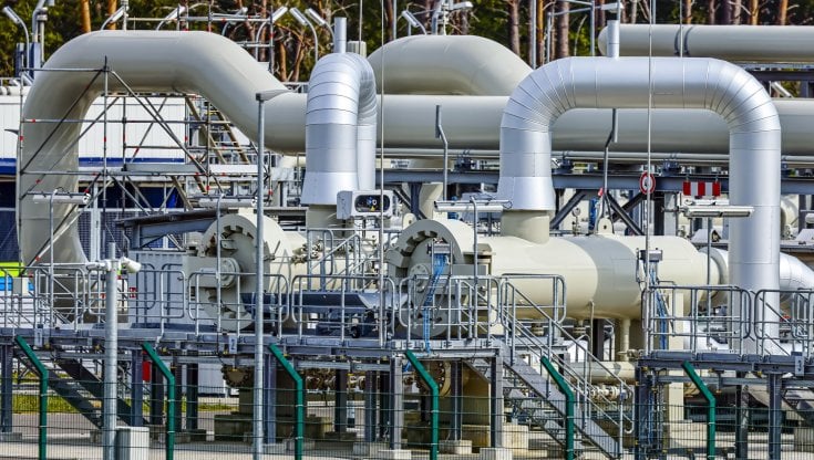 Confindustria vede un 2023 a crescita zero per l'Italia. Ma può salvarci un "price cap" sul gas