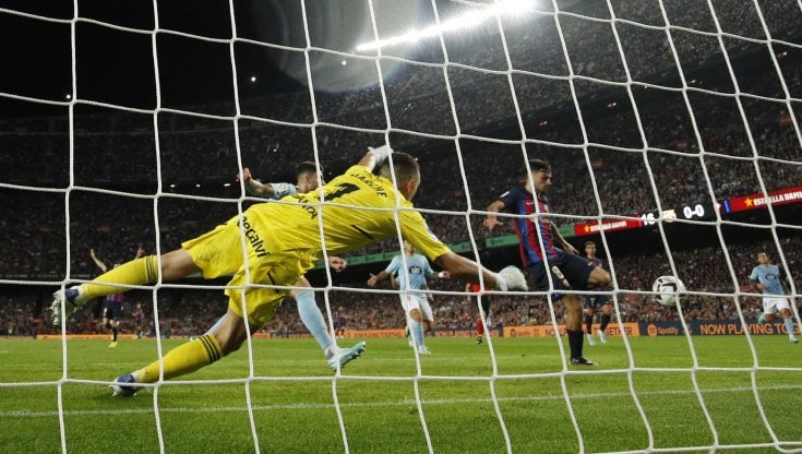 La rete dell'1-0 di Pedri in Barcellona-Celta Vigo