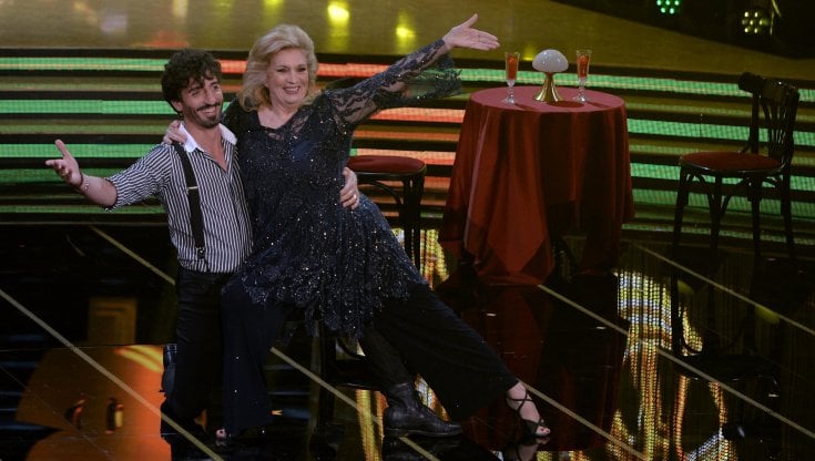 Iva Zanicchi inarrestabile: "Canterei volentieri con Giorgia Meloni"