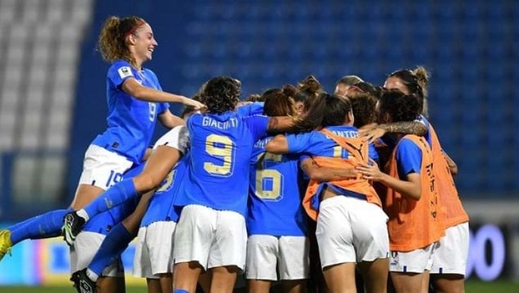eBay scommette sul calcio femminile, è il nuovo sponsor della serie A