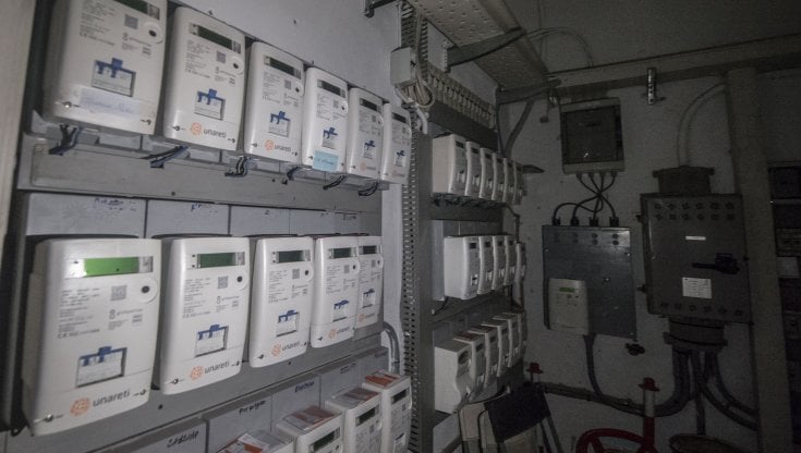 Bollette luce e gas, faro delle Autorità sulle modifiche unilaterali ai contratti. Ecco quando sono legittime
