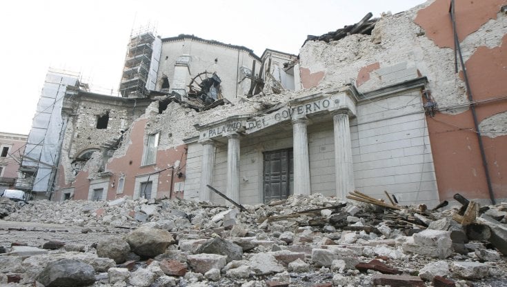 Un'immagine del terremoto dell'Aquila