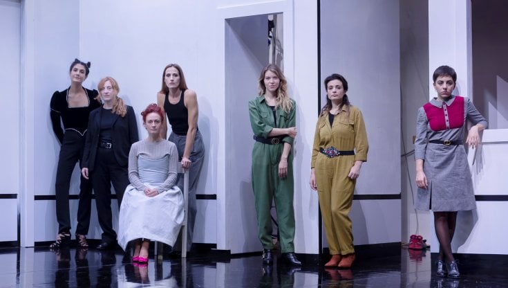 Nell'Otello tutto al femminile Federica Fracassi è Iago: "Noi donne puliamo gli occhi degli spettatori"