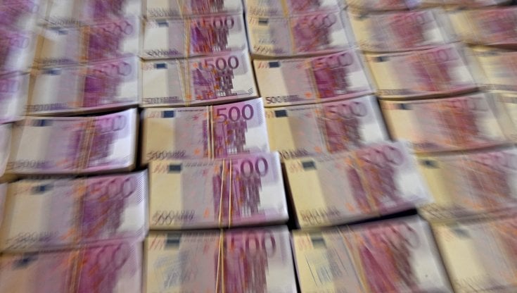 Conti deposito, dalle banche rendimenti fino al 4%. Ecco tutte le offerte, ma nessuna batte l'inflazione 