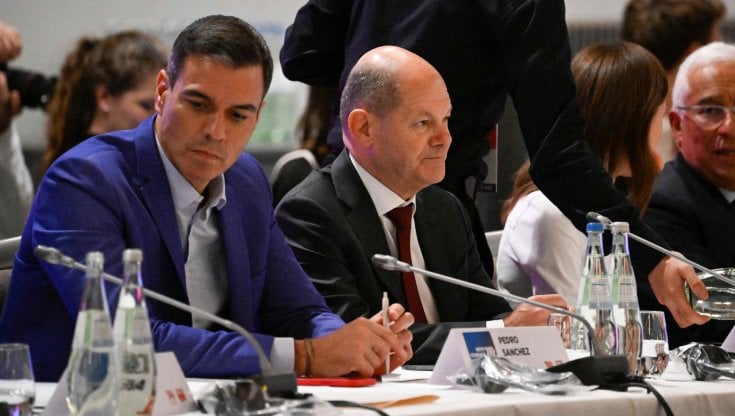 Caro energia, l’Italia ha speso più di tutti. Le ricette dei Paesi europei per tamponare la crisi