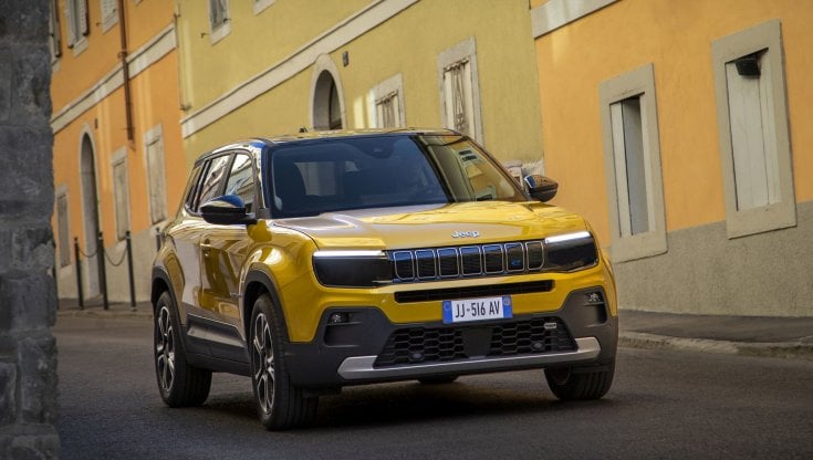 La Jeep elettrica Avenger, regina del Salone parigino
