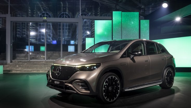"Nessuna alternativa all'auto elettrica". Il diktat Mercedes che arriva da Parigi