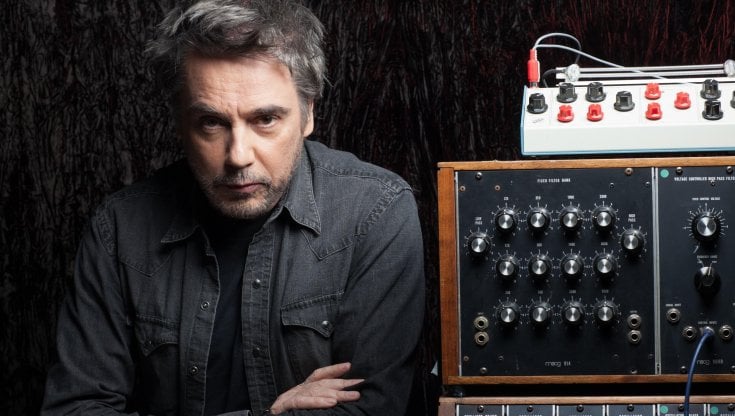 Jean-Michel Jarre, l'uomo dei record: "Con la musica elettronica ho distrutto la gabbia"