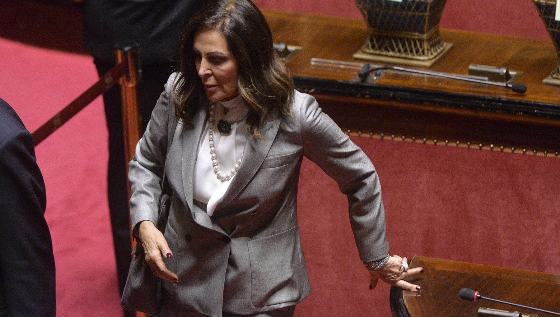 Daniela Santanchè, chi è il ministro del Turismo nel governo Meloni ...