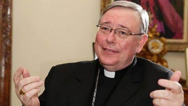 Benedire le coppie gay, cardinal Hollerich: "Dio non 'dice male' di chi si vuole bene"