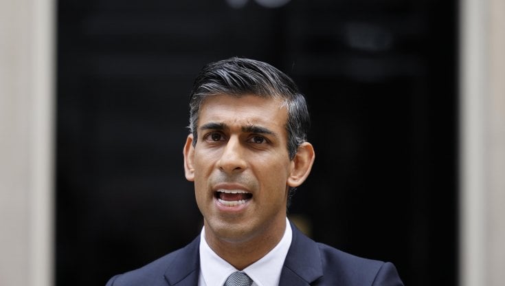   Gb, Rishi Sunak: chi è il primo premier di origini indiane e di fede induista